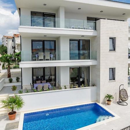 Apartments Villa Dalmatia Трогир Экстерьер фото
