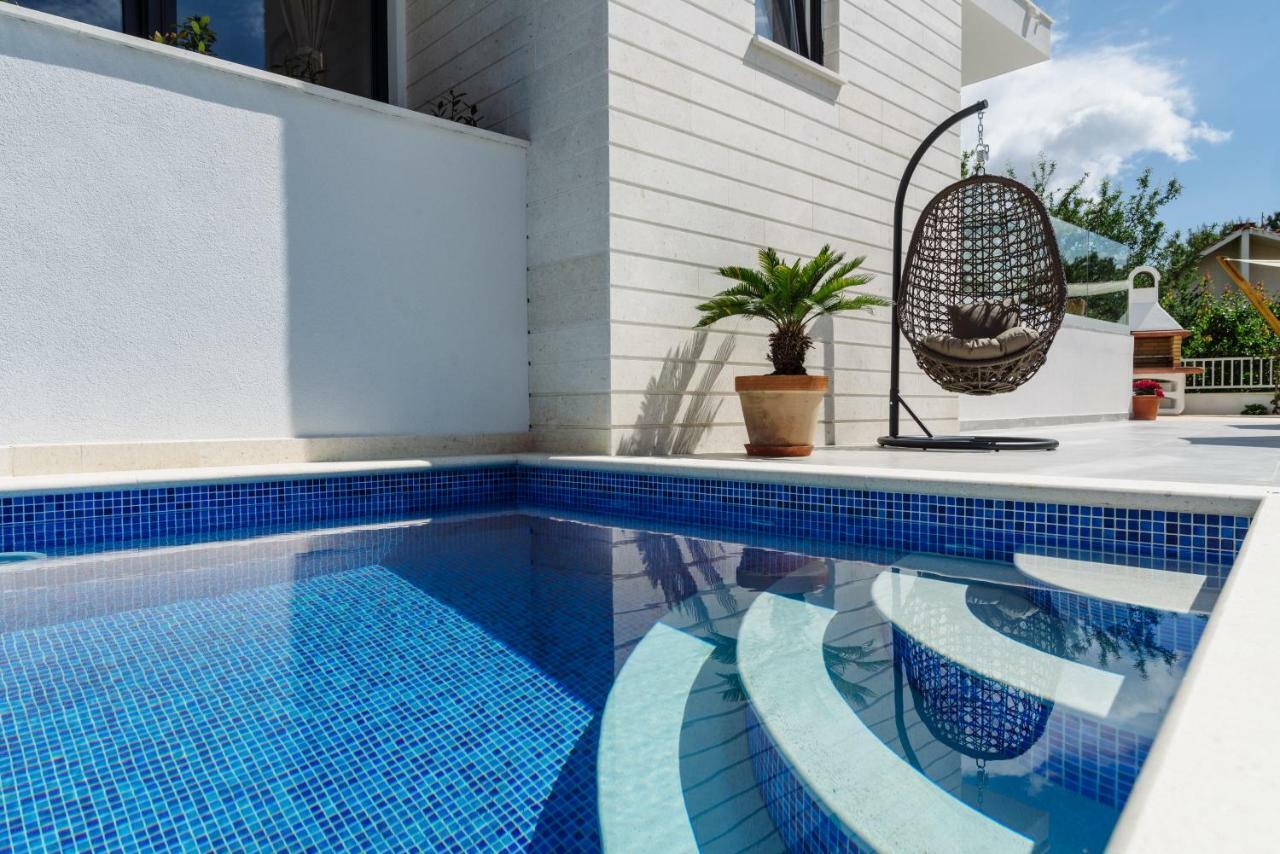 Apartments Villa Dalmatia Трогир Экстерьер фото