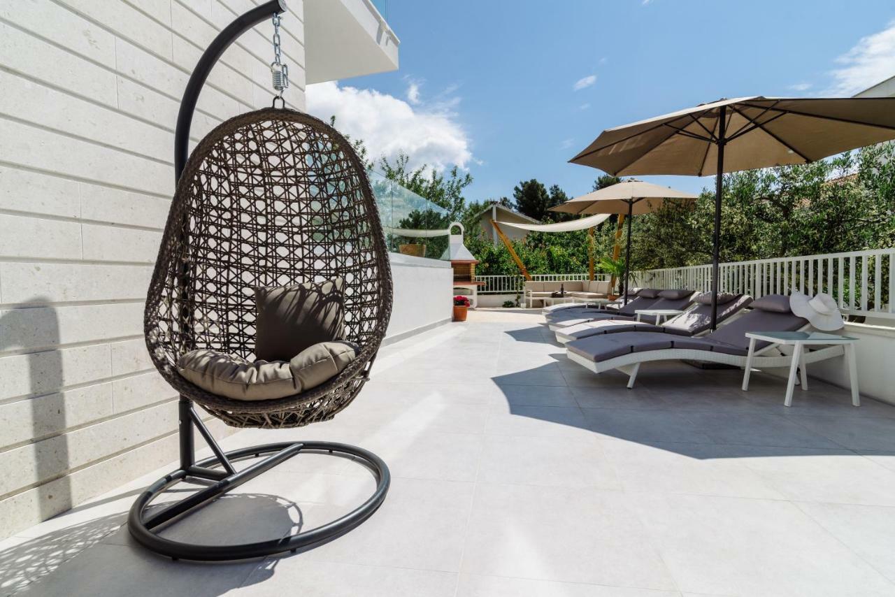 Apartments Villa Dalmatia Трогир Экстерьер фото